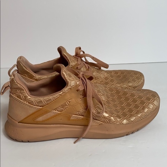 Fabletics Pink/Coral Colored Tennis Shoes - Picture 8 of 8